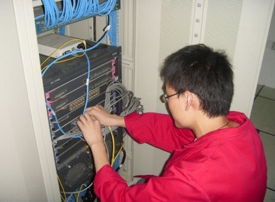 35岁学网络工程师需要注意什么地方呢？35岁能成为网络工程师吗？的图片